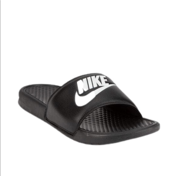 nike slides size 7